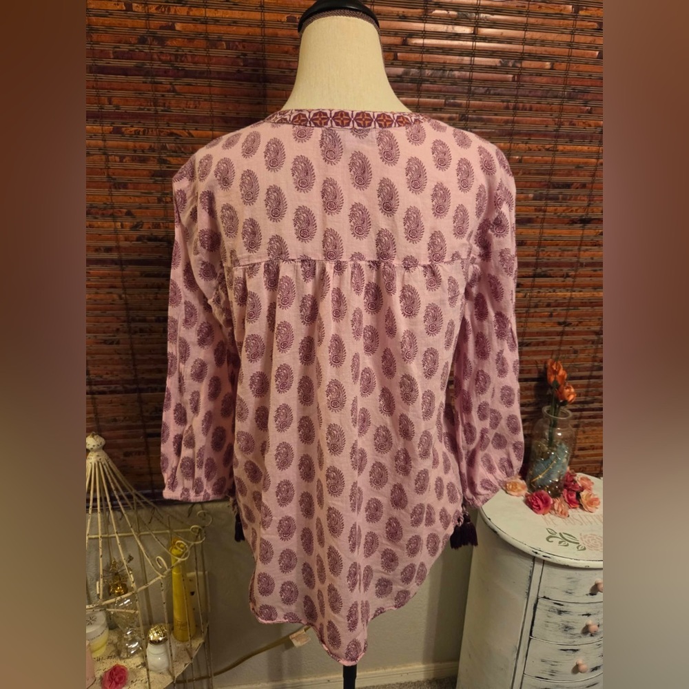 Cost Plus World Market Lavender Paisley V-Neck Tunic - Picture 3 of 5